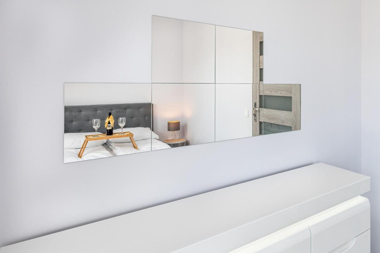 Warta Residence Apartments By Noclegi Renters Poznań Extérieur photo